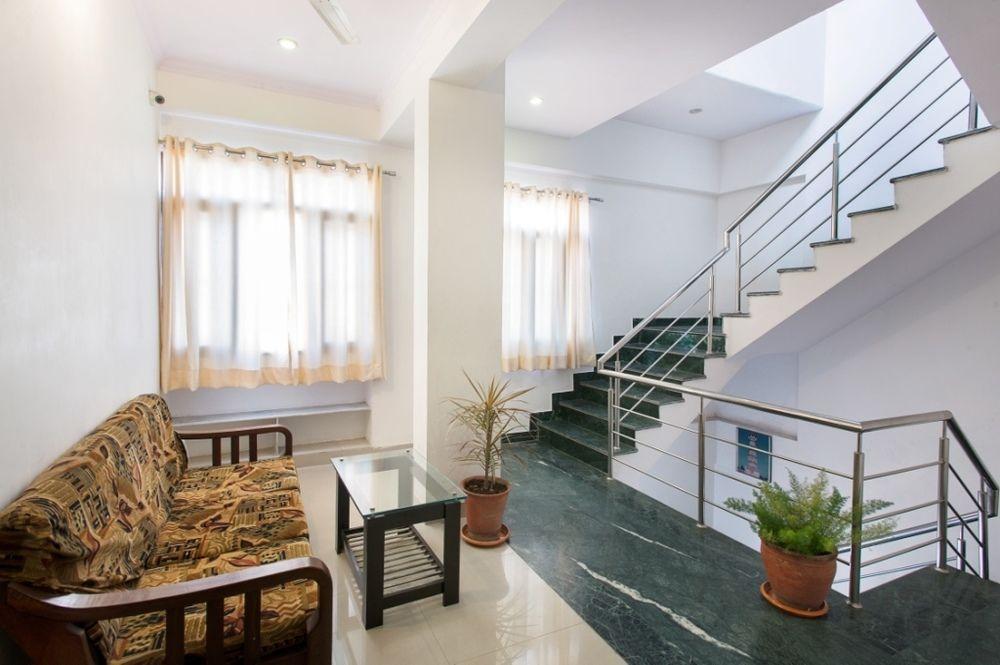 Citrus Hotel Bhiwadi エクステリア 写真