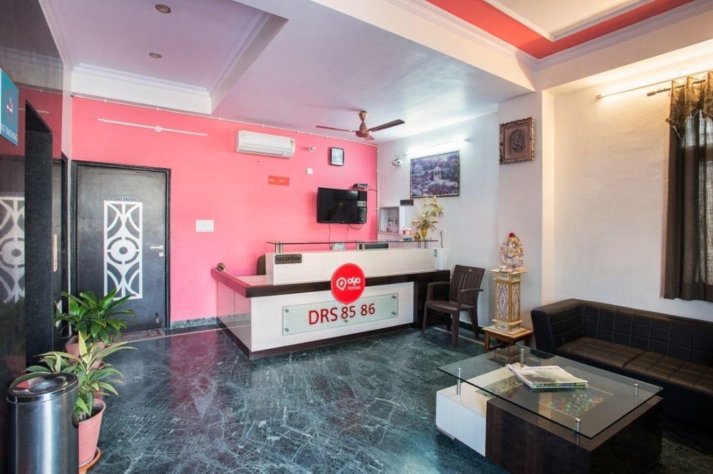 Citrus Hotel Bhiwadi エクステリア 写真